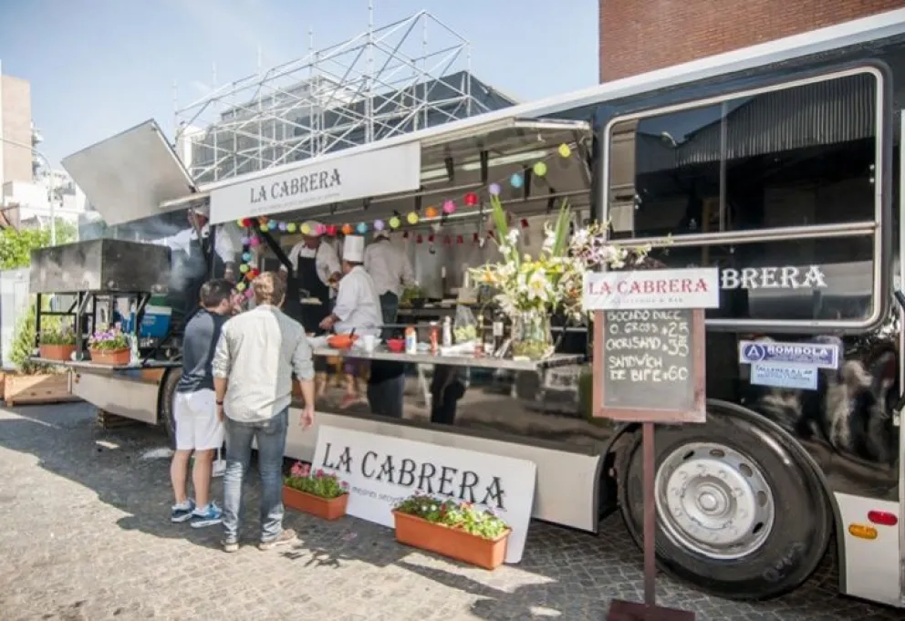 Lauría sobre los food trucks: "Le vienen bien a Mar del Plata, porque generan trabajo"