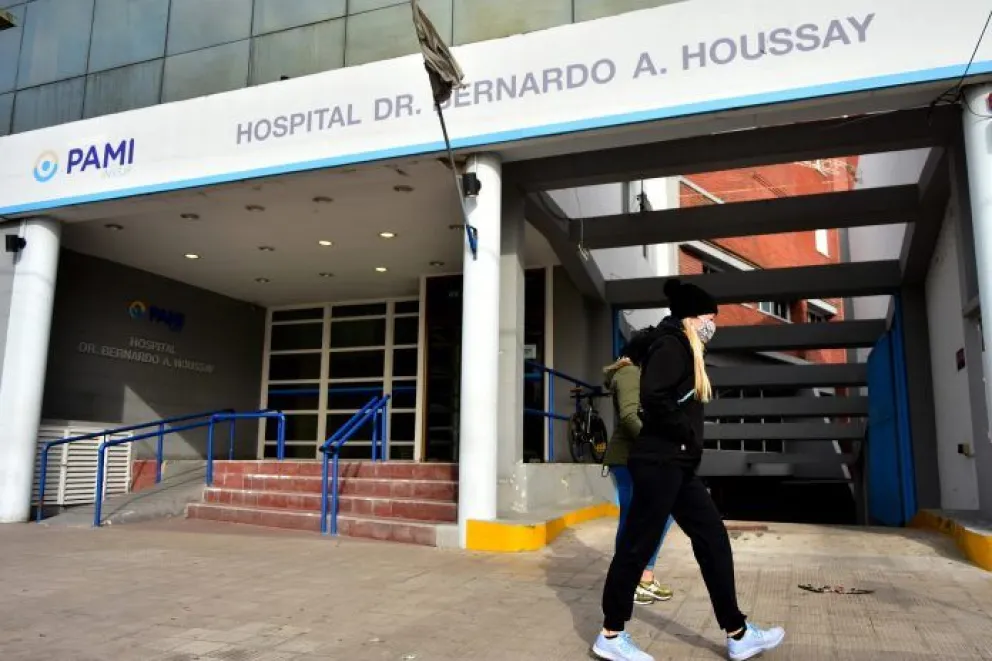 El Hospital Houssay comienza a vacunar a personas mayores de 60 años