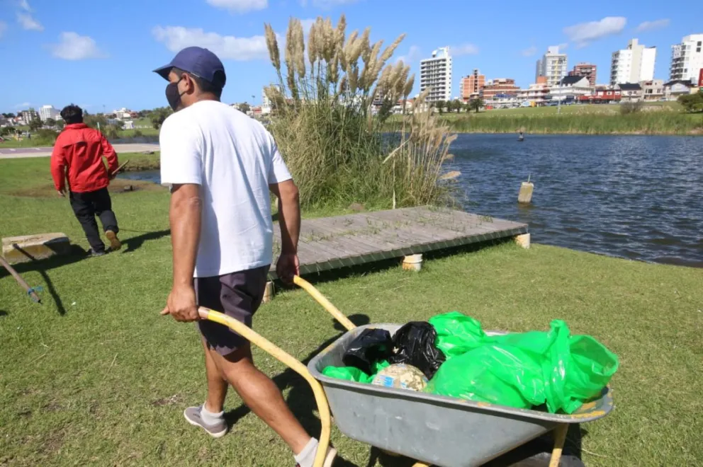 Punta Mogotes: llevaron adelante trabajos de puesta en valor en las lagunas