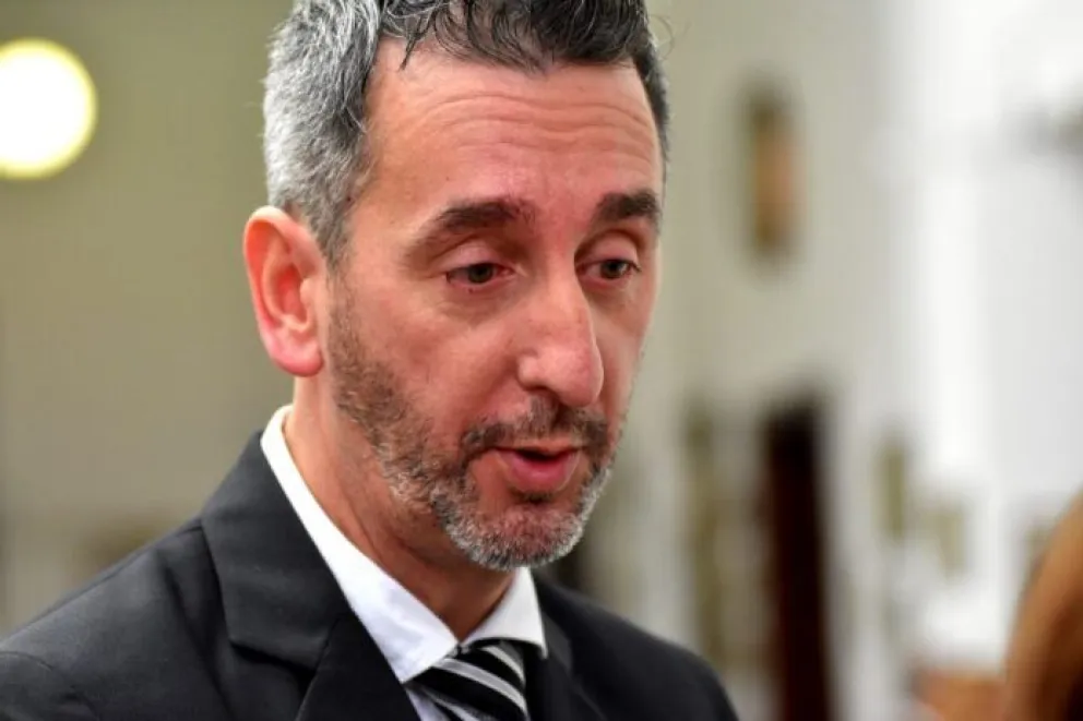 Distéfano: "Recibimos en la secundaria a alumnos en primer año que no saben leer ni escribir"