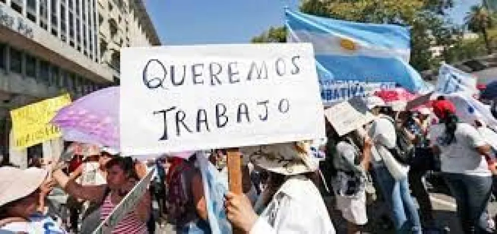 Según Fundación Mediterránea en 10 años creció en 800 mil personas la cantidad de desocupados en la Argentina