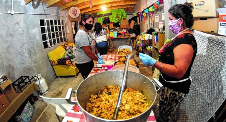 Noticia: Fortalecen el trabajo de los comedores y merenderos comunitarios  con el Roperito Comunitario