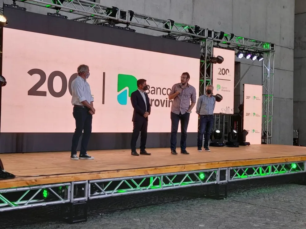 Cuattromo destacó la cercanía del Banco Provincia con la gente y anunció Cuenta DNI Comercios