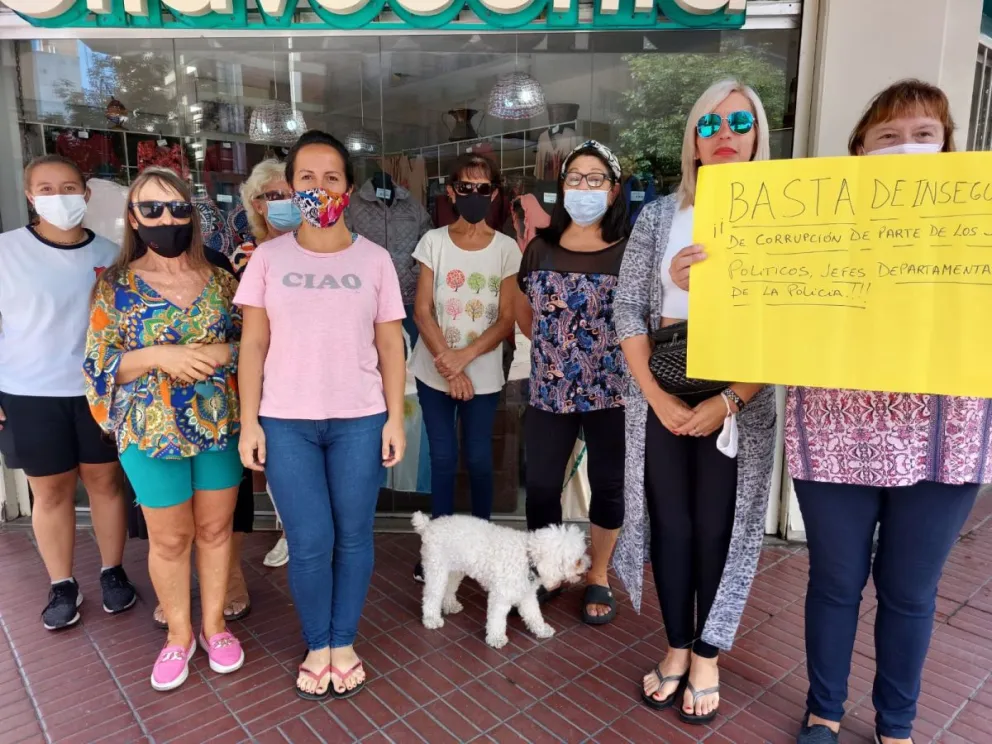 Vecinos denuncian que hay venta de drogas y sexo a toda hora en la zona de la Vieja Terminal