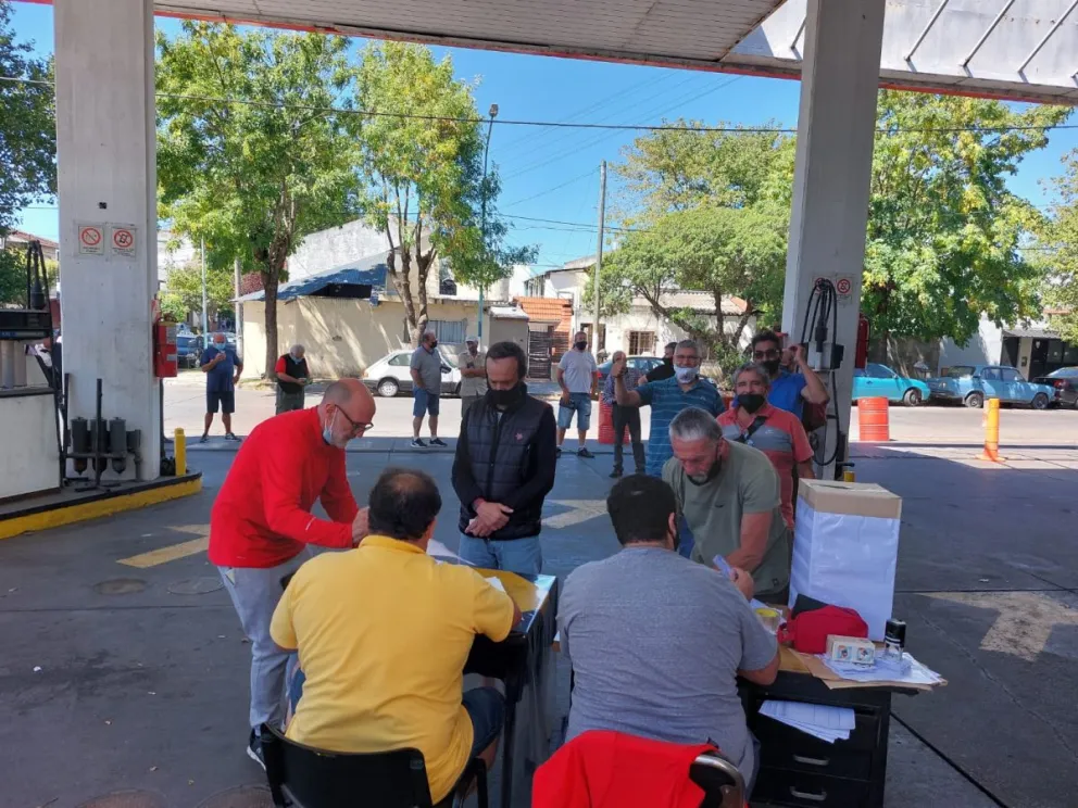 Taxistas votaron masivamente en contra de la instalación del GPS en Mar del Plata