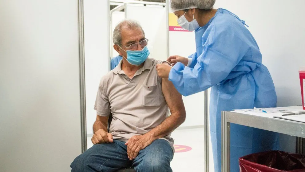 PAMI inicia la campaña de vacunación antigripal 2024 en todo el país