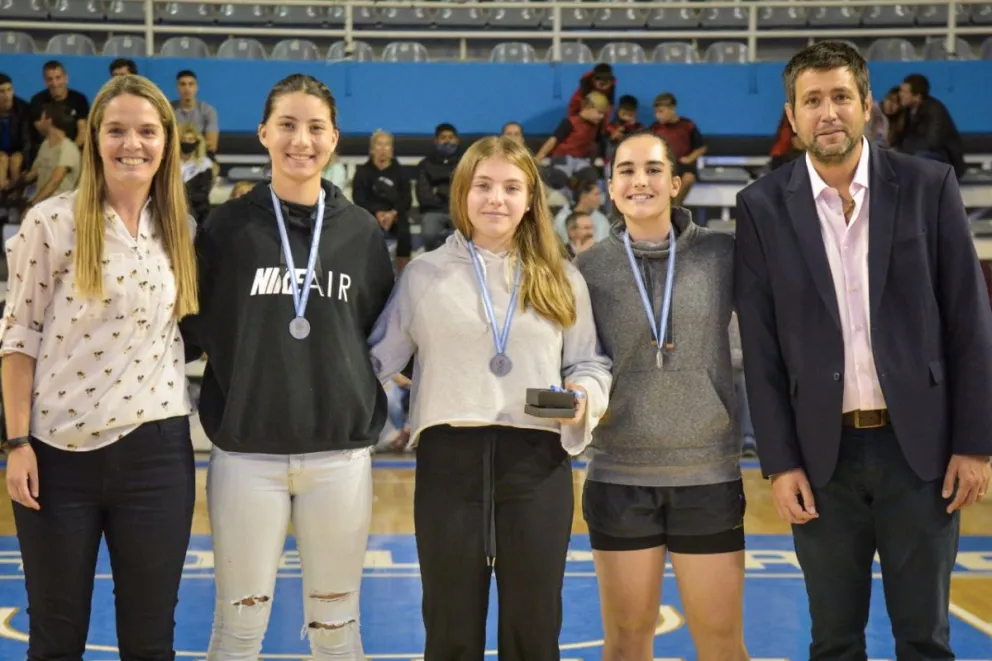 El Municipio otorgó la Medalla al Mérito Deportivo a las jóvenes promesas