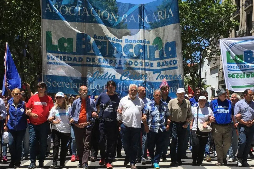 El Jueves habrá un paro de trabajadores bancarios por 24 horas