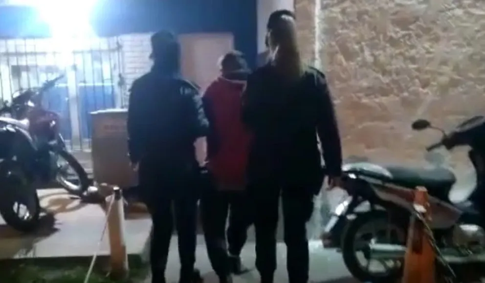 Detenido tras entrar a la casa de su expareja rompiendo la ventana ...