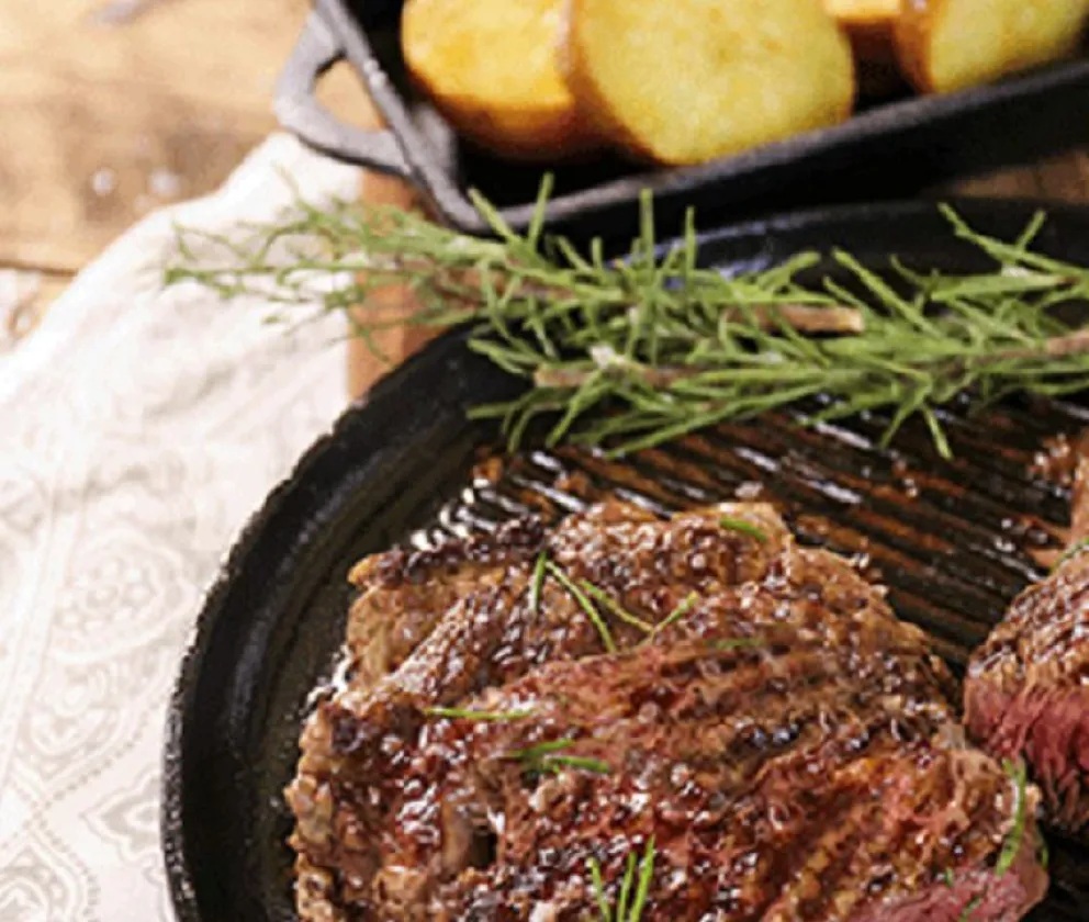 Entraña al romero, una receta para comer con amigos