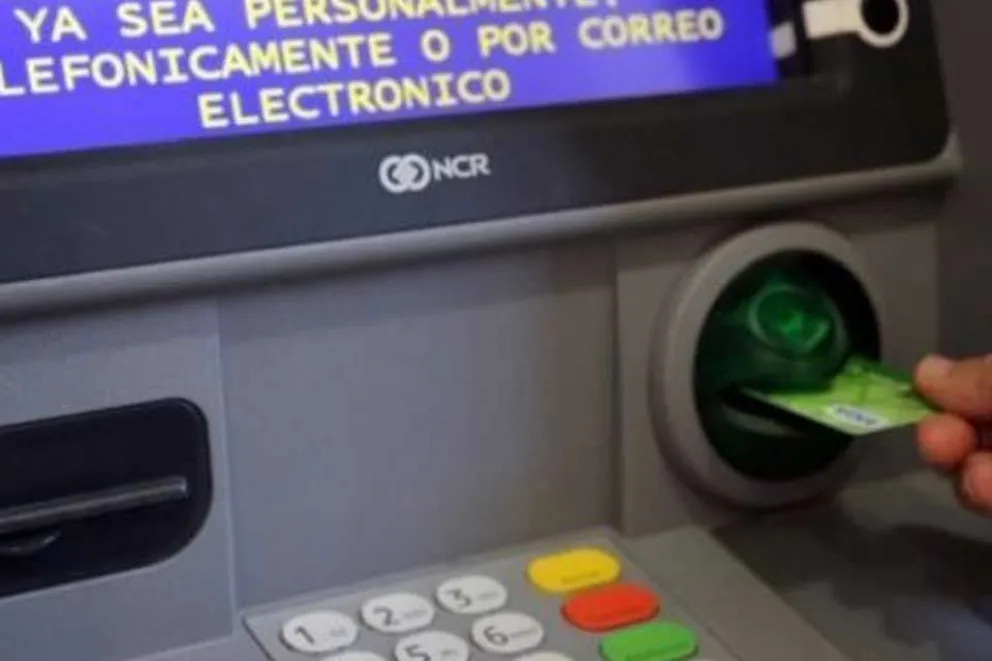 Este martes cobran jubilados y pensionados con DNI terminado en 7