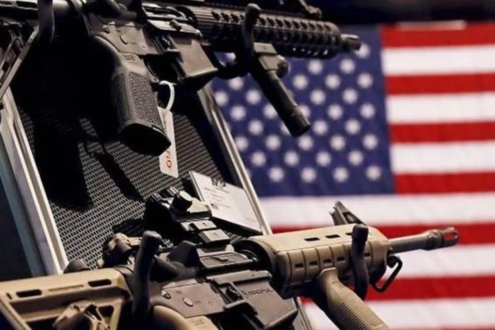 A las armas las carga la Segunda Enmienda