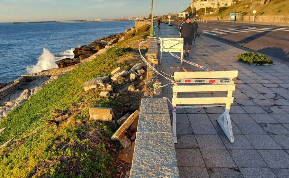 No aprendemos más: otro auto destrozó el paredón en la costa y Falucho