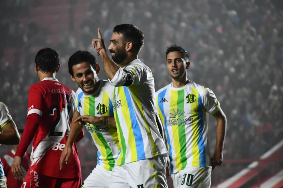 Aldosivi cayó en el debut frente a Argentinos