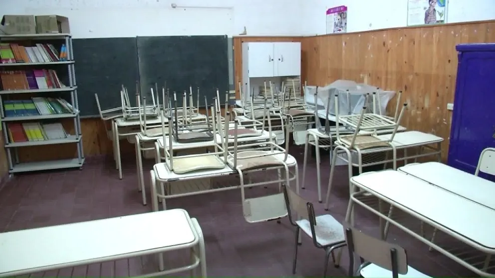 Algunas escuelas suspenden las clases por el intenso calor en Mar del Plata