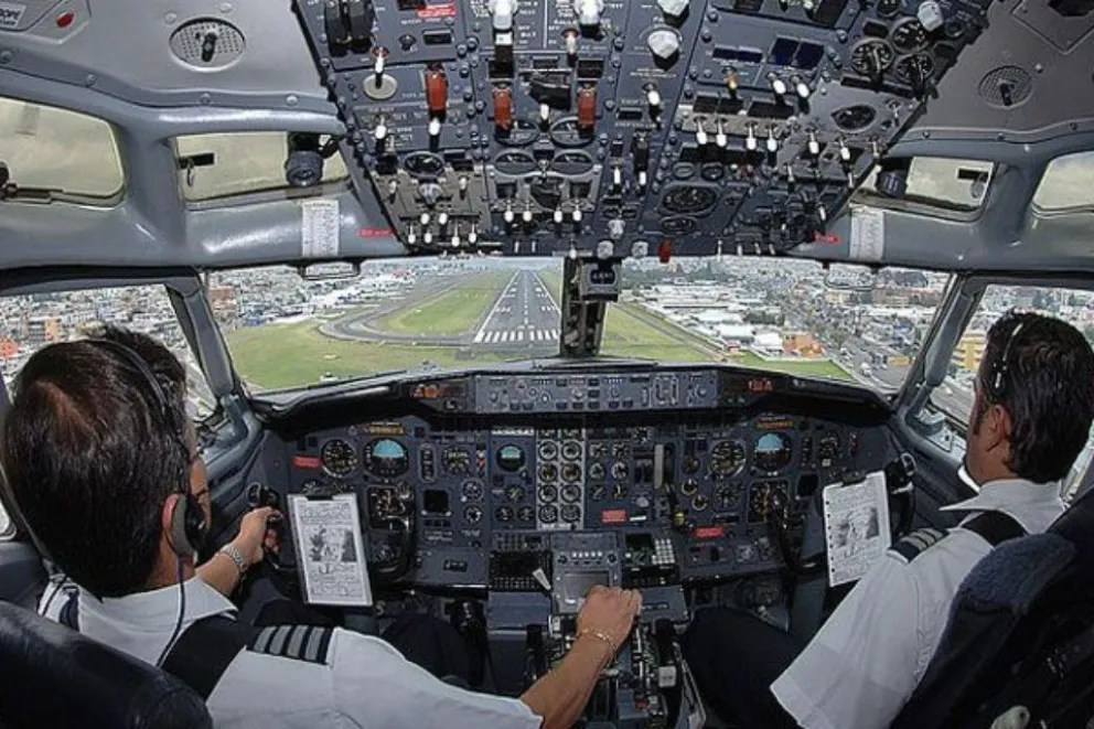 Aeronavegantes se declaran en “estado de alerta y movilización” y podría haber paro 
