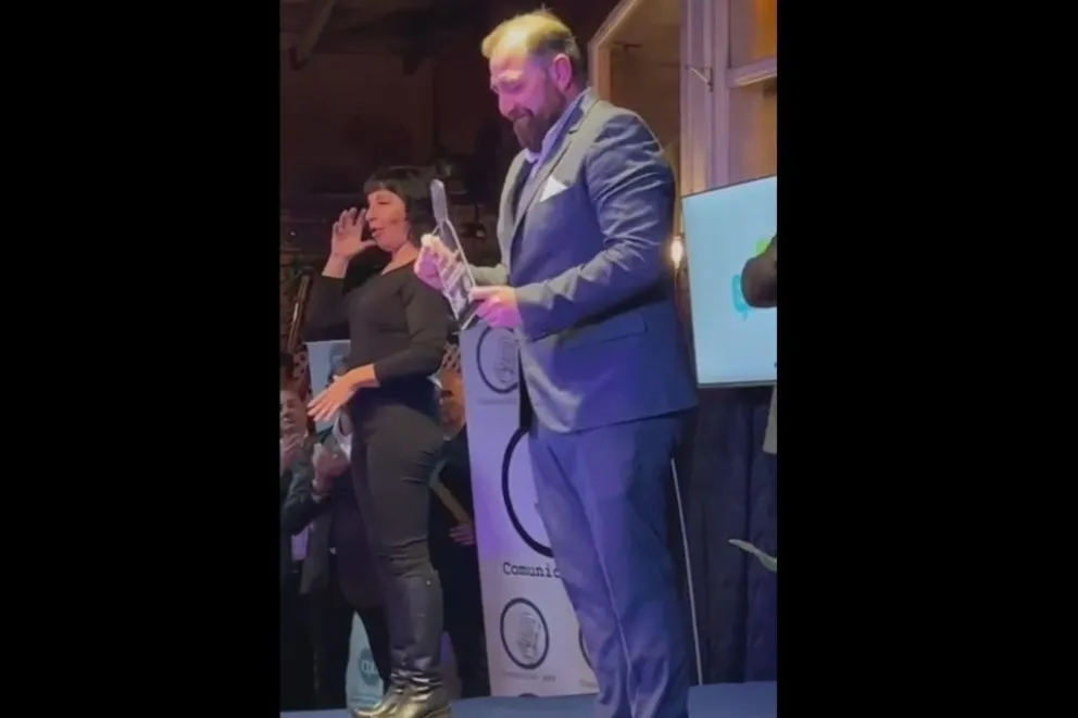 El Sindicato de Comercio reconoció la labor de periodistas de Radio Brisas