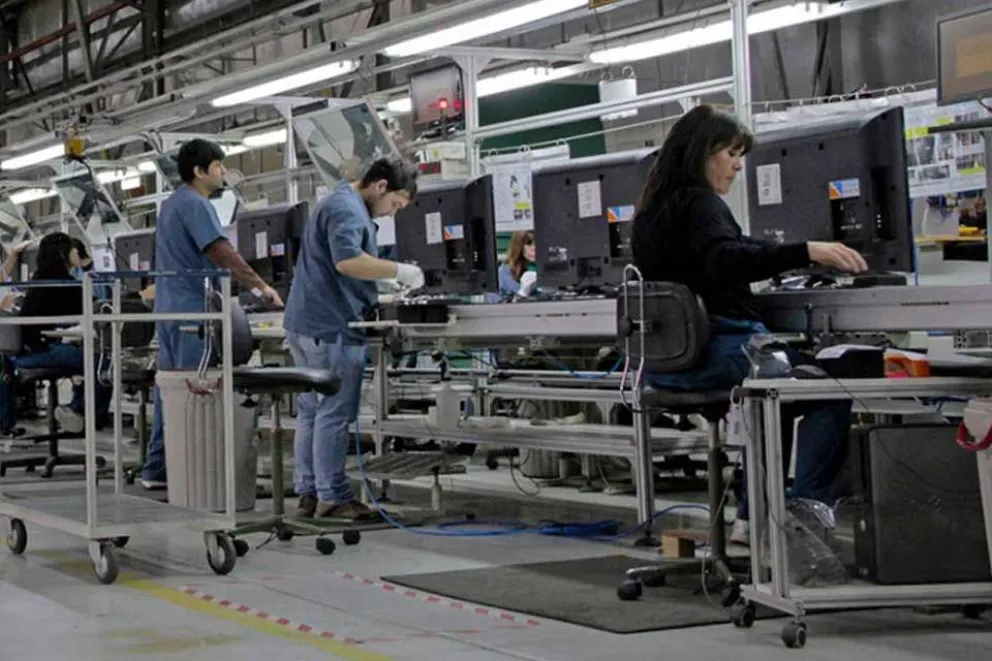 La industria pyme presenta una caída del 18,3% en abril