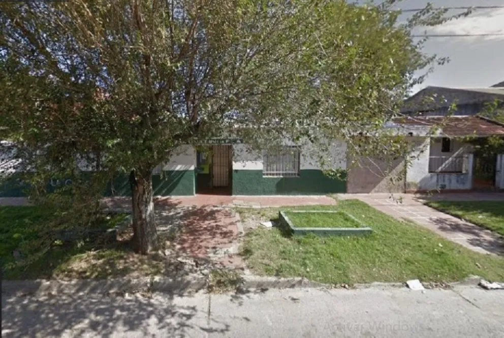 Balearon la sede de la Sociedad de Fomento del barrio Fortunato de la Plaza