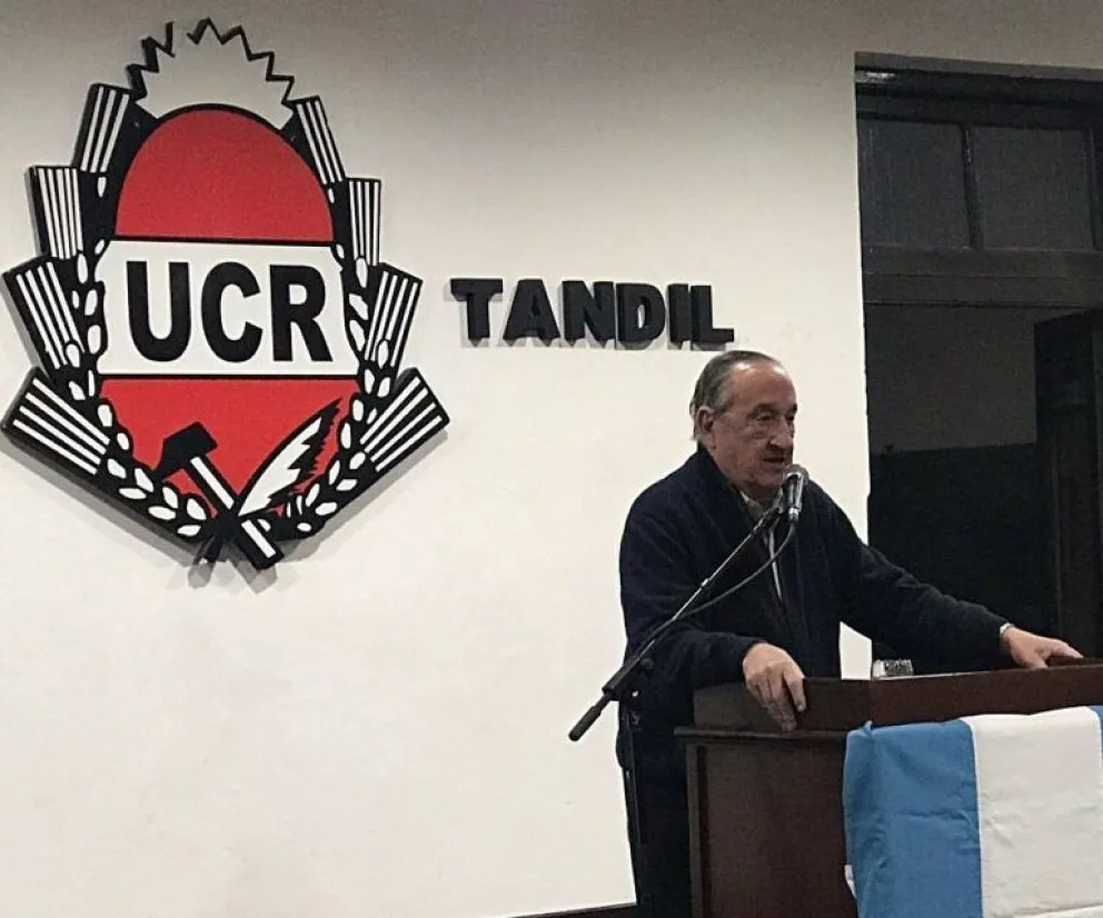 Lunghi asegura que todavía no está definido que vaya a ir por otro mandato en Tandil