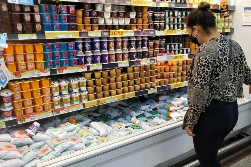 ¿Las nuevas medidas económicas bajarán la inflación? Esto dice una encuesta de Infobrisas