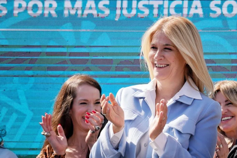 Magario expresó que "es imposible que un municipio se salve solo" y rechazó crear nuevos distritos