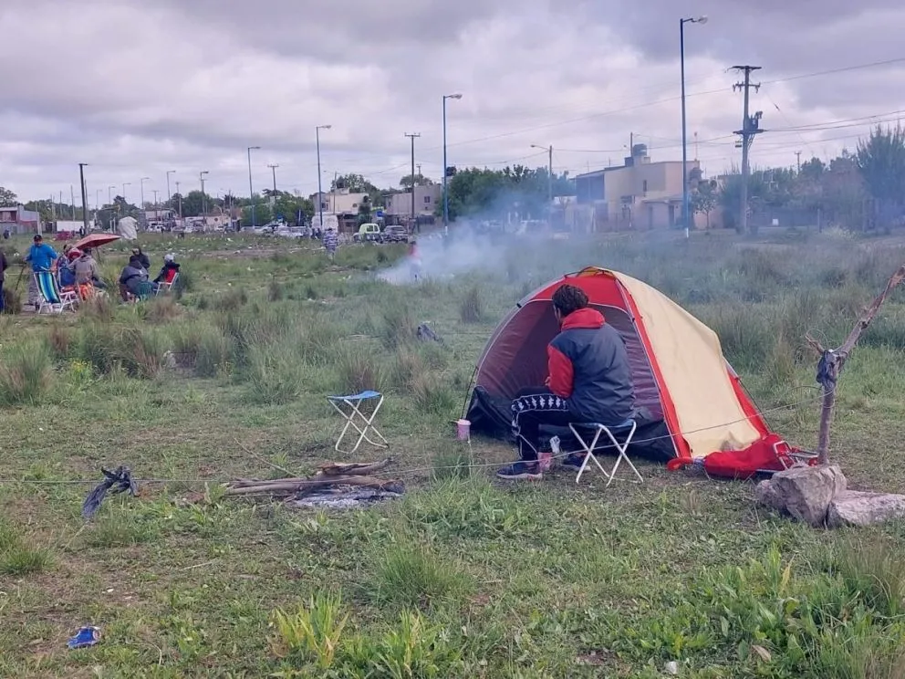 Ordenan el desalojo de la toma del barrio Las Heras