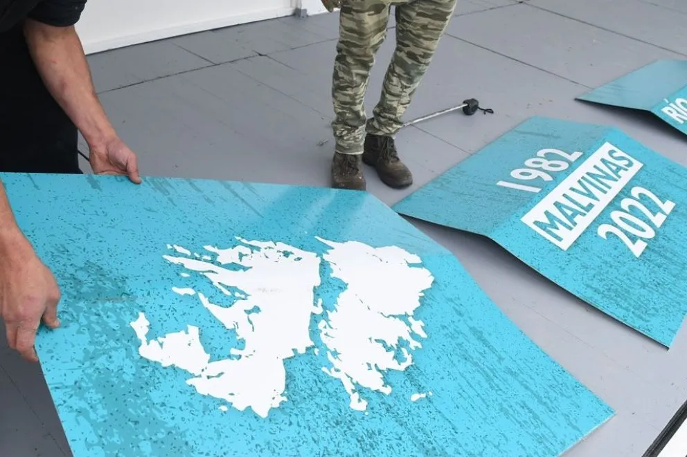 Realizarán un emotivo homenaje a héroes de Malvinas en el Natatorio Municipal