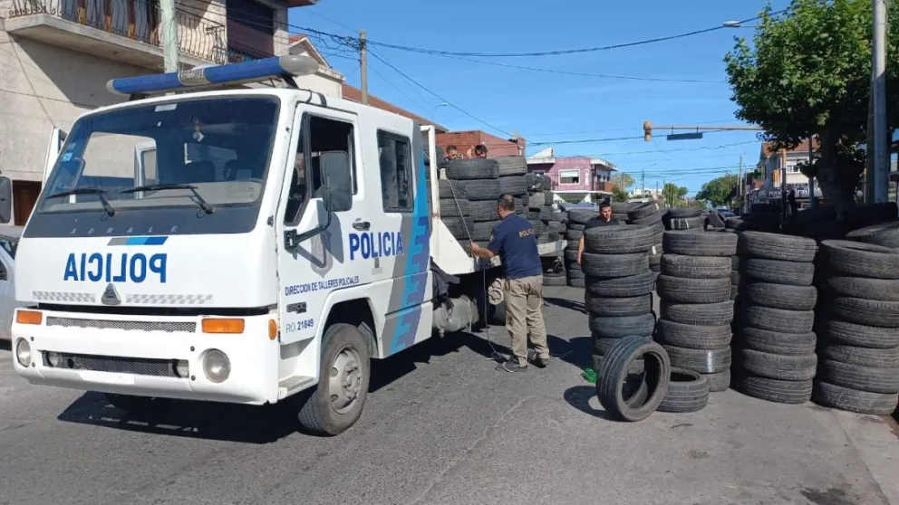"Roba-Ruedas": Incautan más de 3500 neumáticos y clausuran gomería