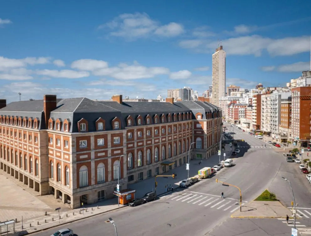 Gastronómicos repudiaron la negativa de dos hoteles marplatenses a pagar plus de temporada