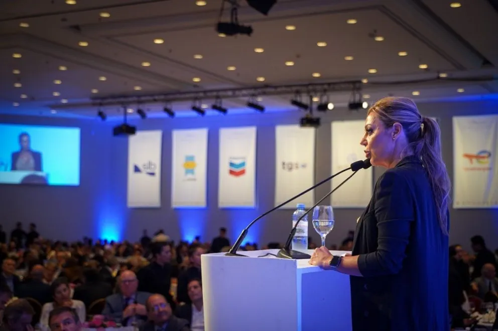Flavia Royón volvió a referirse a la explotación Offshore como otra "Vaca Muerta"