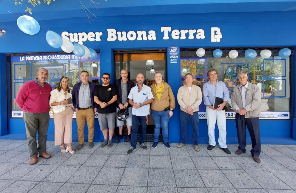 Inauguraron "Super Buona Terra", la primera proveeduría mutual de Mar del Plata