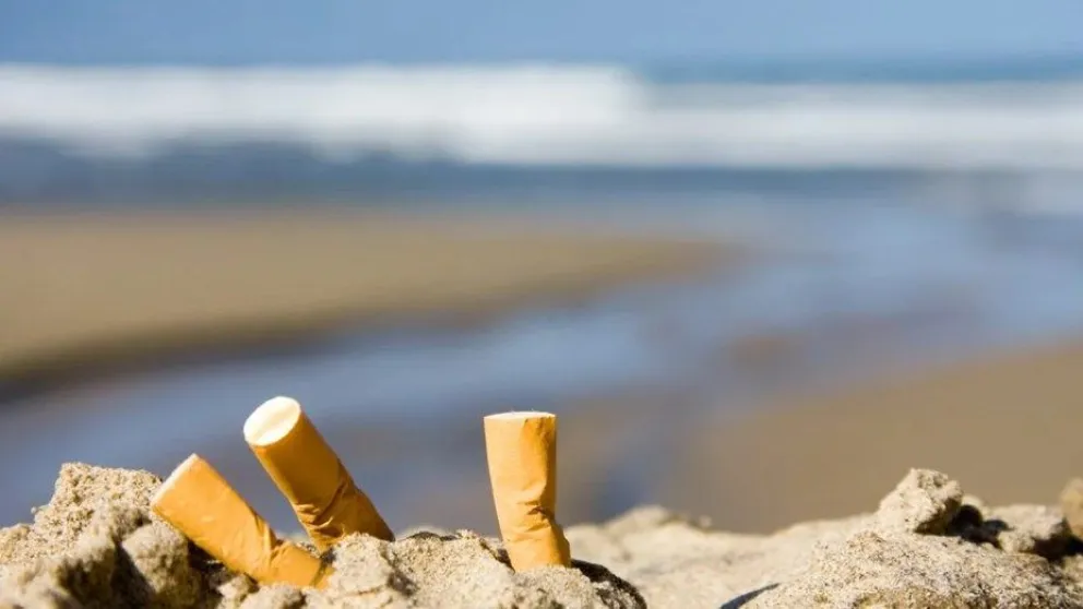Buscan que haya espacios libres de humo en las playas: "El cambio tiene que ser cultural"