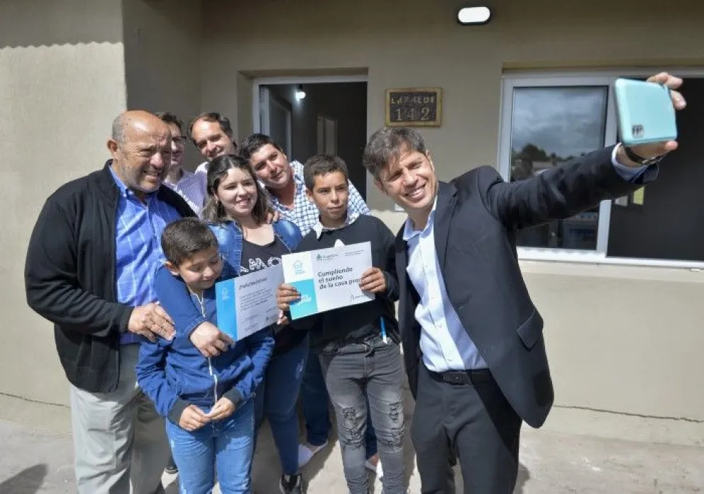 Porvincia entregó 100 viviendas en Coronel Vidal