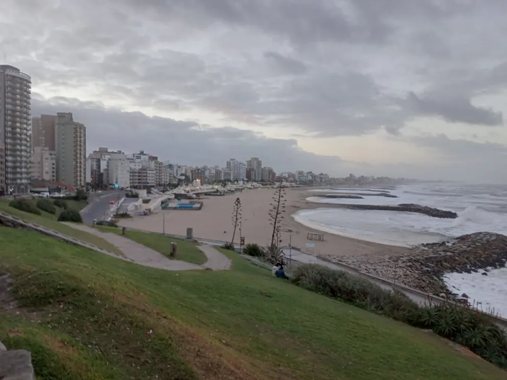 Un viernes frío y con lluvias aisladas, anticipa Pedro Mazza