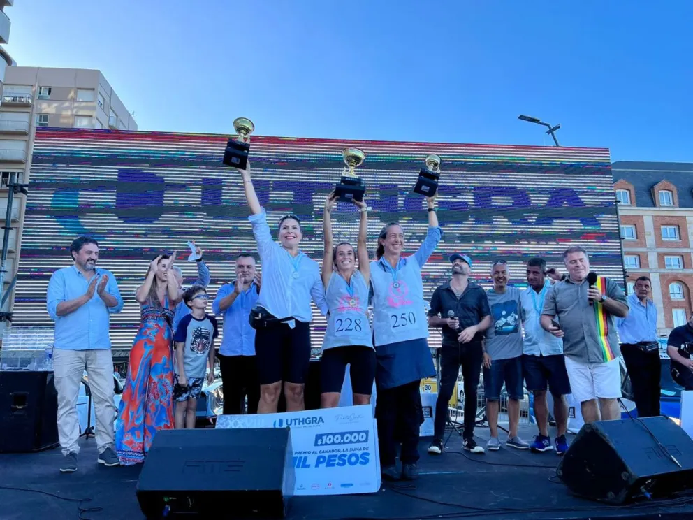 Se realizó la carrera de mozos y camareras: repartieron 460.000 pesos entre los ganadores