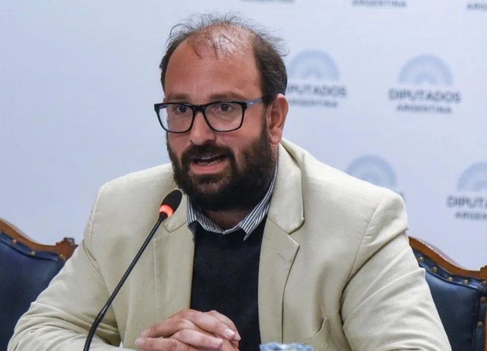 Marplatense presentó una campaña de ciudadanía digital en el Congreso 