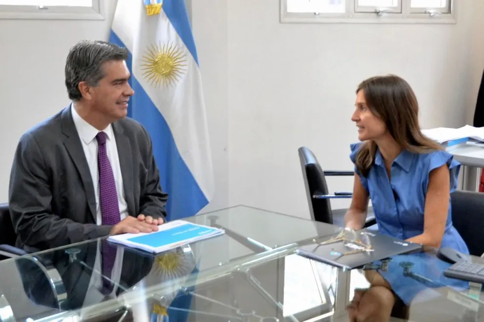 Raverta y Capitanich pidieron tratar "con urgencia" la ley de moratoria previsional