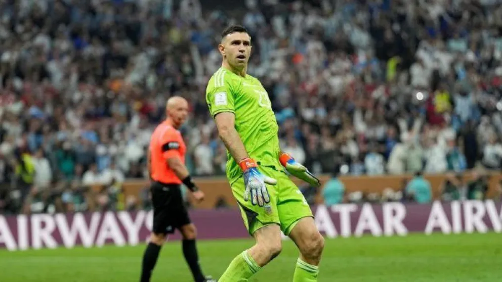 "Dibu" Martínez es uno de los finalistas en los premios The Best de la FIFA