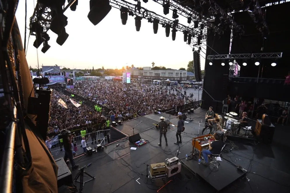 Radio Brisas participó de los festejos de los 203 años de la Provincia