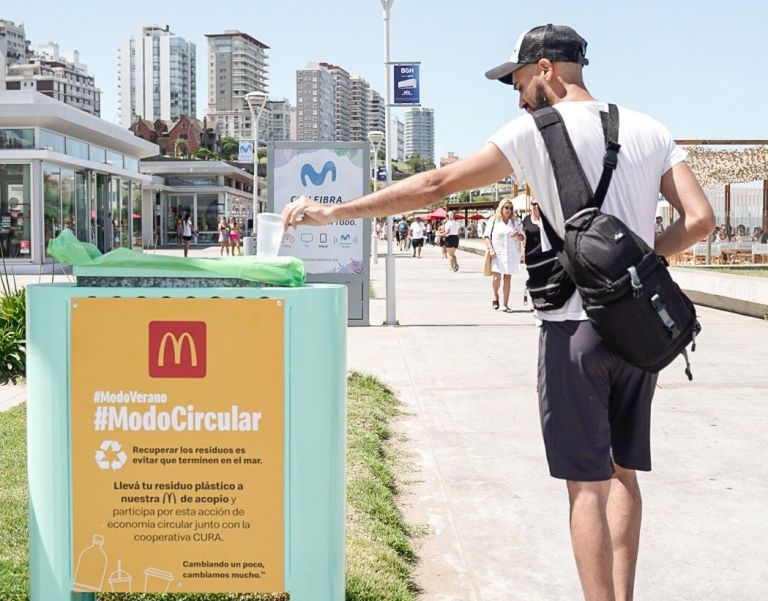 Con Su Acción De Sustentabilidad Mcdonalds Recuperó Más De 1600 Kilos De Plástico De Las 8598