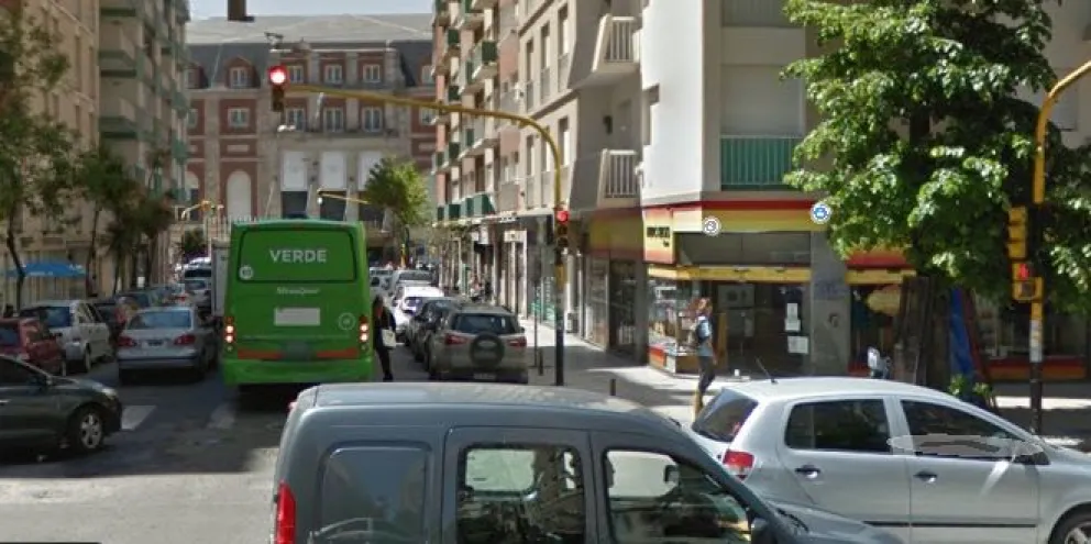 Vecinos piden que se cambie el recorrido de colectivos por caos en la zona de Lamadrid y Colón