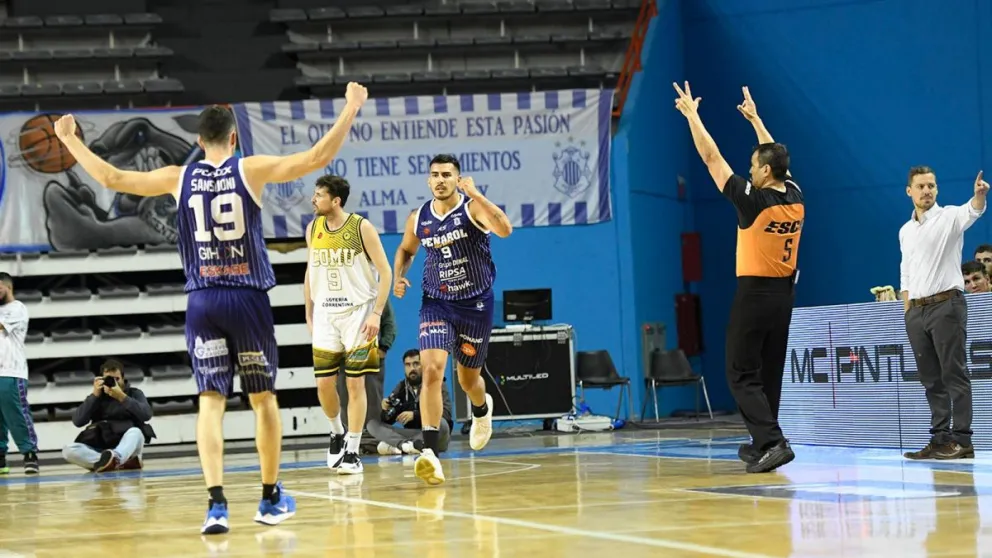 Peñarol venció a Comunicaciones y sigue en alza en la Liga