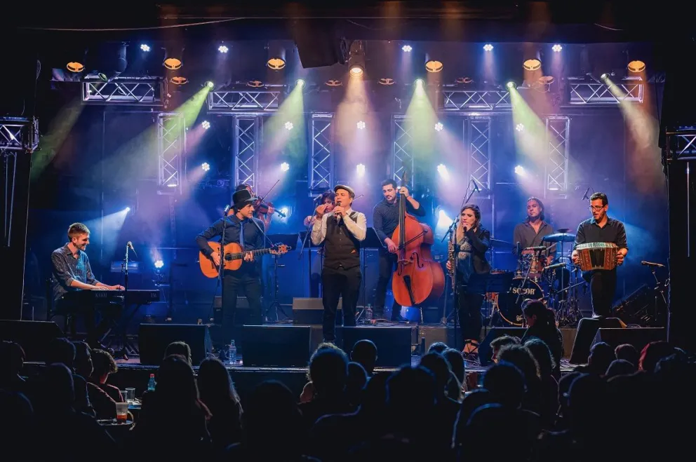 “Amores Tangos” llega al Auditorium con su genial propuesta musical