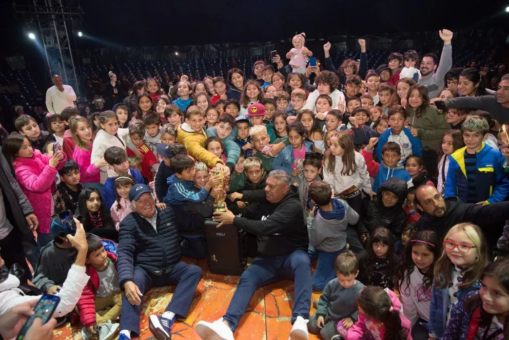 El Circo Servián y la Copa del Mundo brillaron en una función exclusiva 