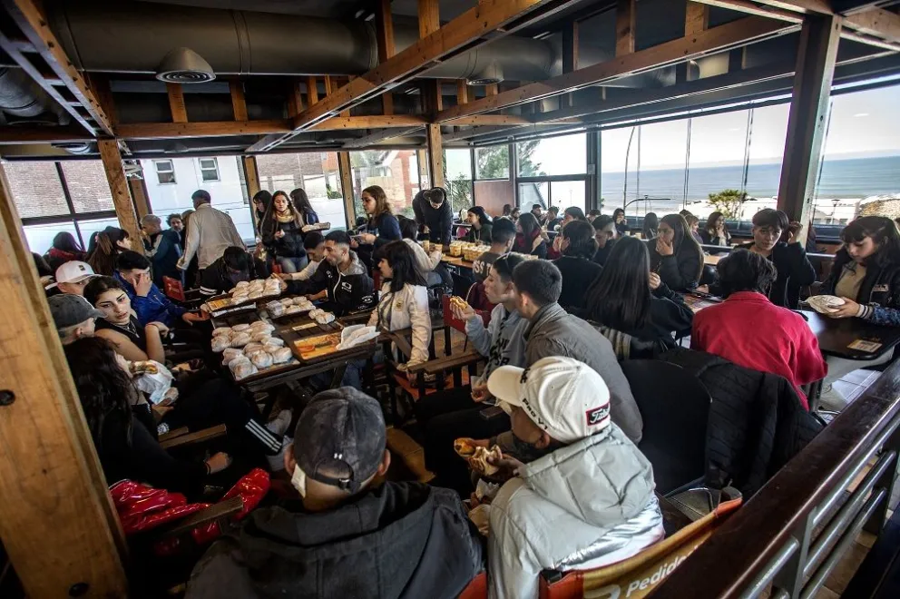 Abren la inscripción para una nueva edición de los viajes de egresados gratuitos