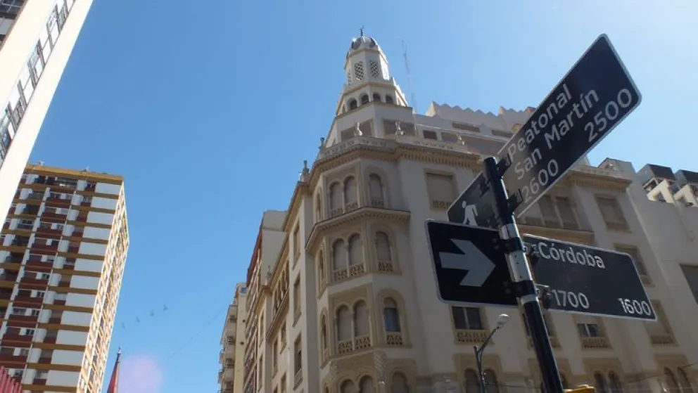 Otra vez violencia en el microcentro: disturbios, golpes y un apuñalado