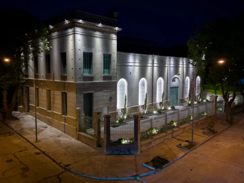 EDEA presenta espacio cultural y anuncia que renovará la iluminación de edificios emblemáticos marplatenses