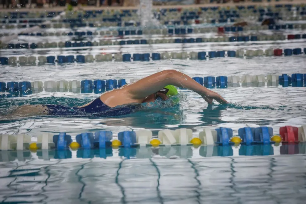 Habilitan 300 cupos para el natatorio municipal Alberto Zorrilla: cómo inscribirse
