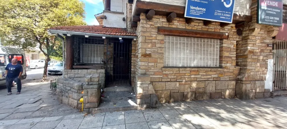 Heces, restos de comida y cajas de vino: La peor de las postales en Córdoba y Colón